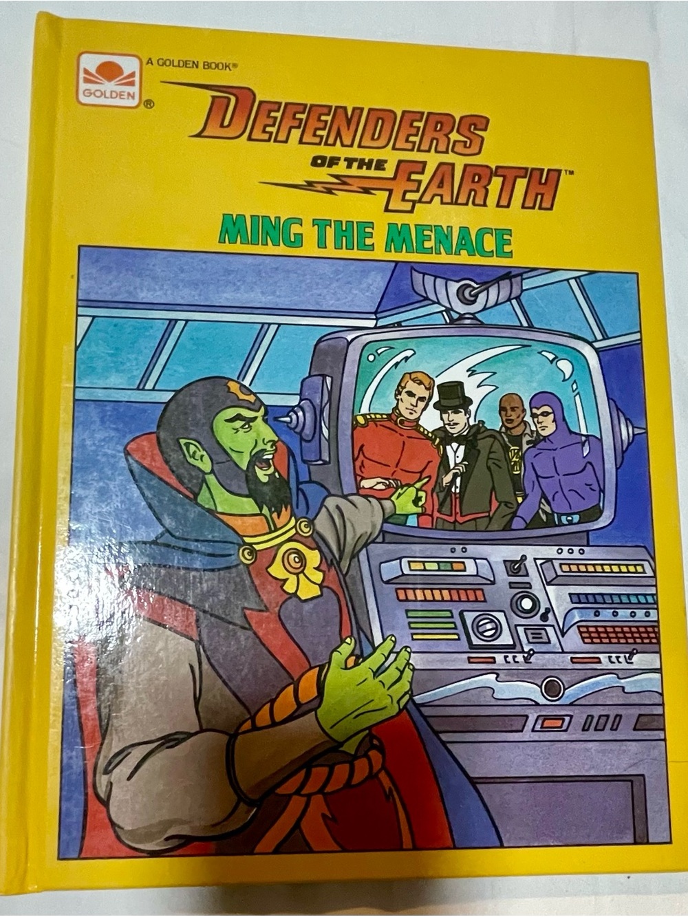 VTG 1986 Defenders of the Earth: Ming the Menace Hardcover